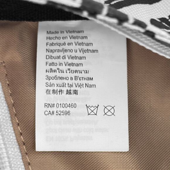 Kavu Black & White Geometric Print Canvas Rope Sling Crossbody Backpack Gorpcore - Picture 9 of 10